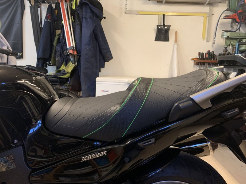 KAWASAKI GTR 1400