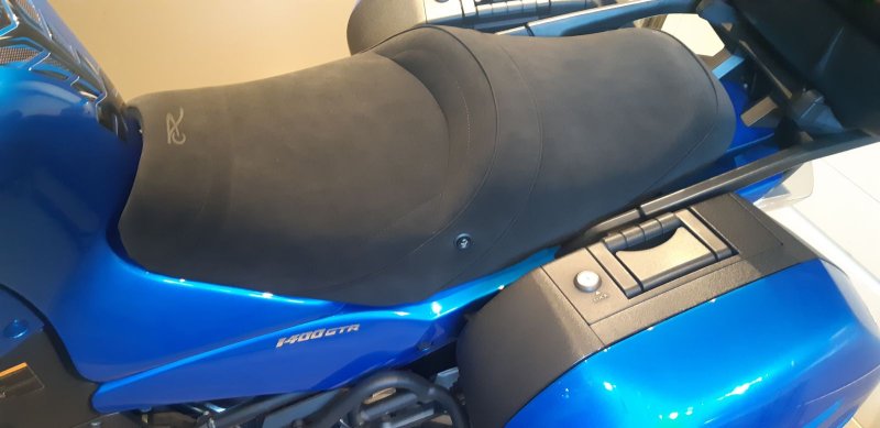 KAWASAKI GTR 1400