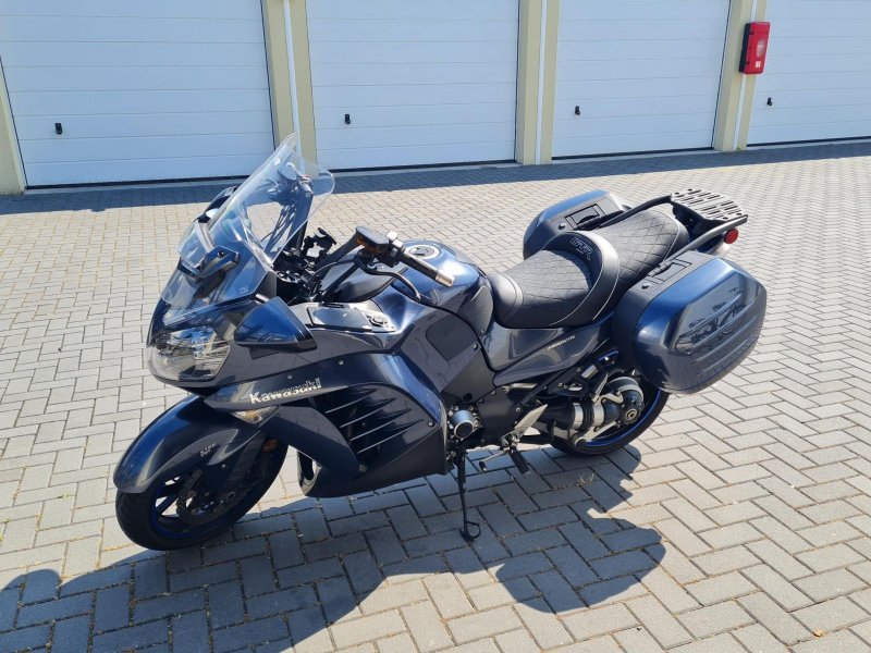KAWASAKI GTR 1400