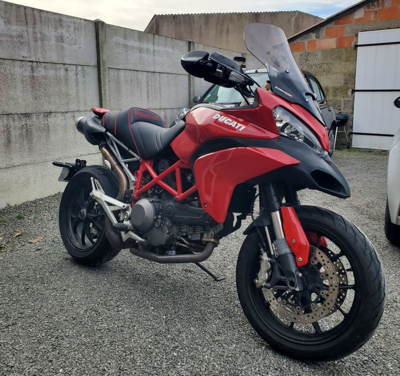 DUCATI HYPERMOTARD 1100