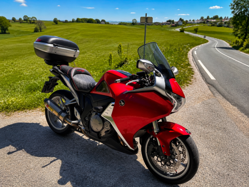 HONDA VFR 1200 F