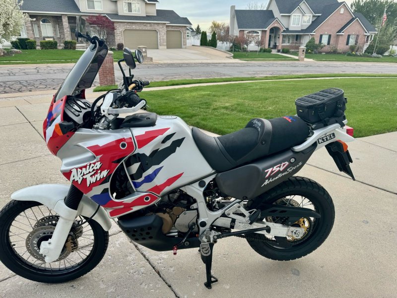 HONDA AFRICA TWIN XRV 750
