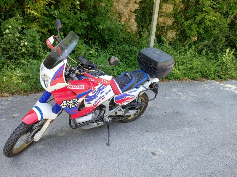 HONDA AFRICA TWIN XRV 750