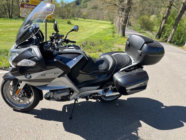 BMW R 1200 RT taille basse