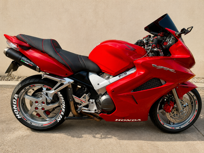 HONDA VFR 800 VTEC