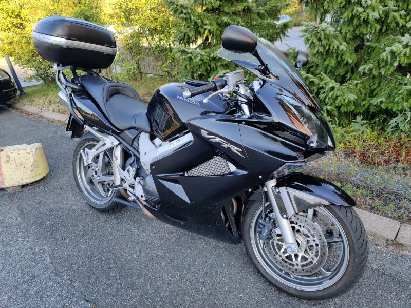 HONDA VFR 800 VTEC