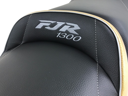 Deluxe seat4
