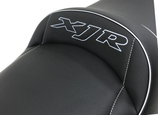 Deluxe seat5