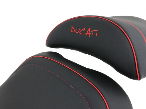 Deluxe seat5