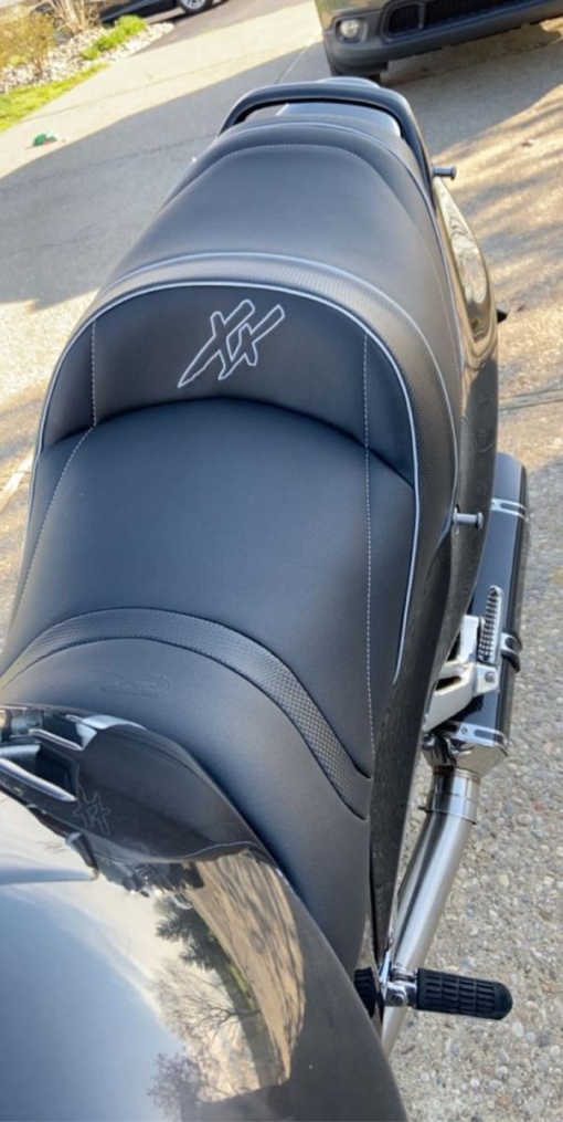 Deluxe seat5