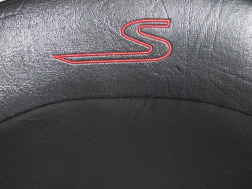 Deluxe seat2