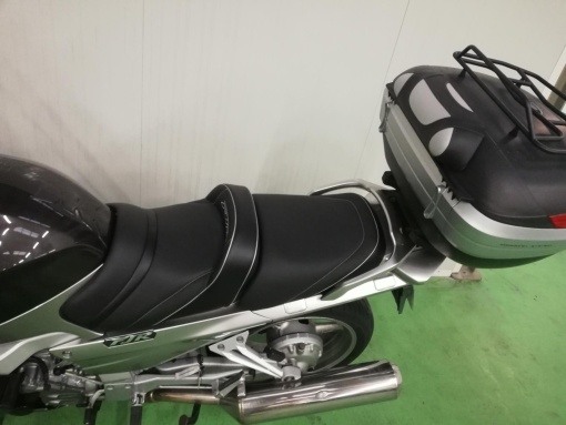 Deluxe seat7