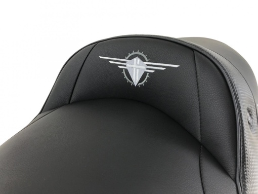 Deluxe seat4