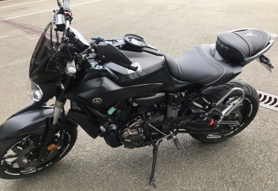 YAMAHA MT-07