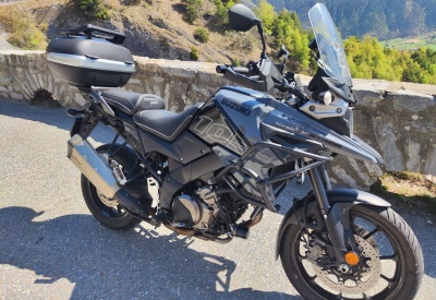 SUZUKI V-STROM 1050