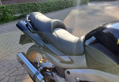 KAWASAKI ZZR 1200