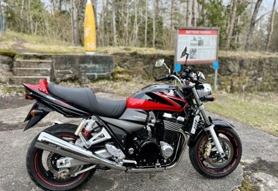SUZUKI GSX 1400