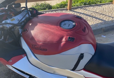 YAMAHA YZF 1000 THUNDERACE