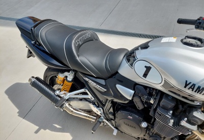 YAMAHA XJR 1300
