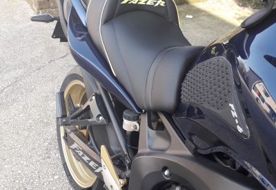 YAMAHA FZ6 FAZER 600