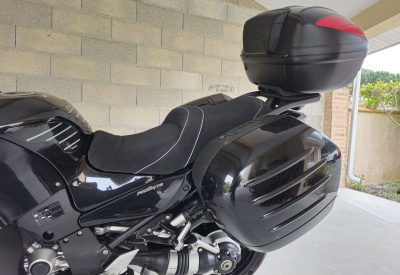 KAWASAKI GTR 1400