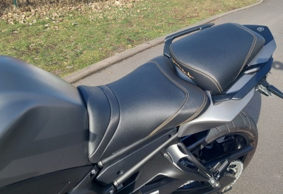 YAMAHA FZ8 [>=2010]