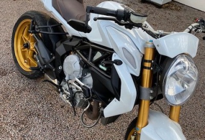 MV AGUSTA BRUTALE 675