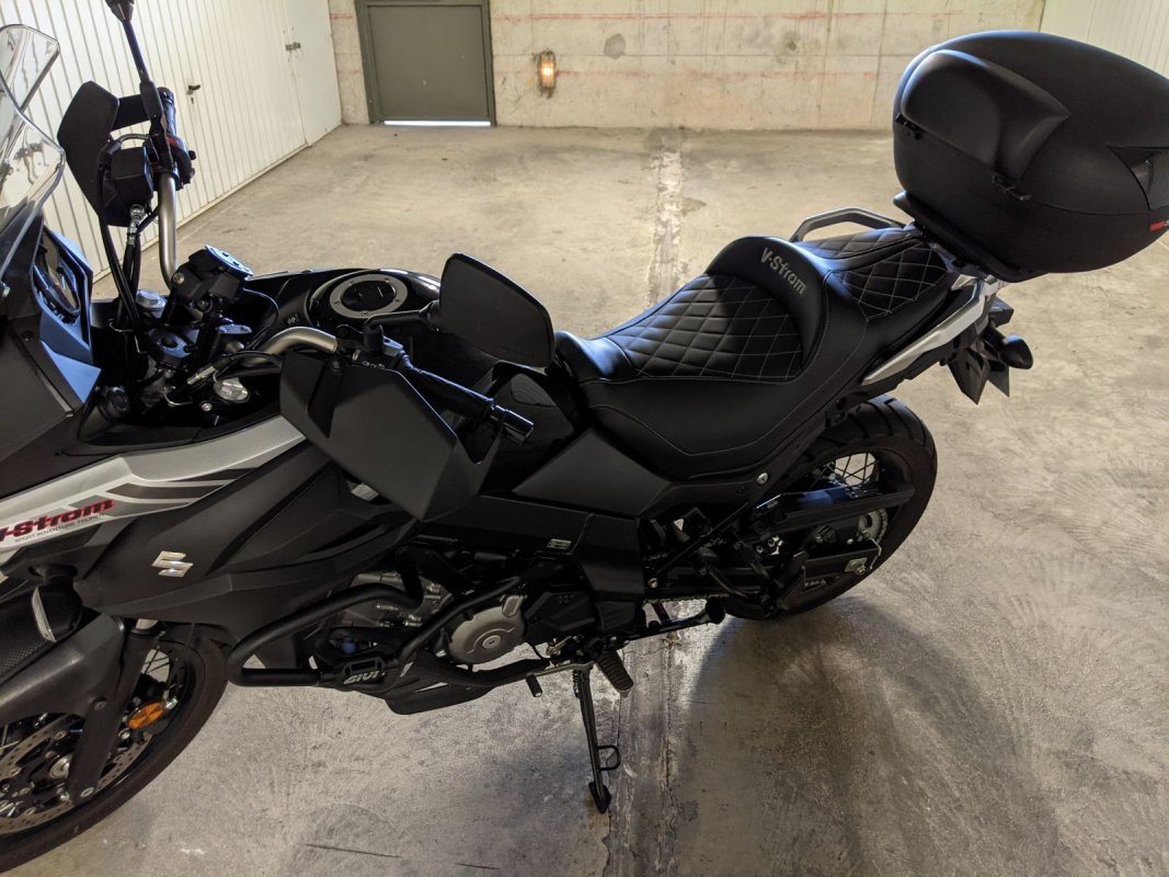SUZUKI V-STROM DL 650