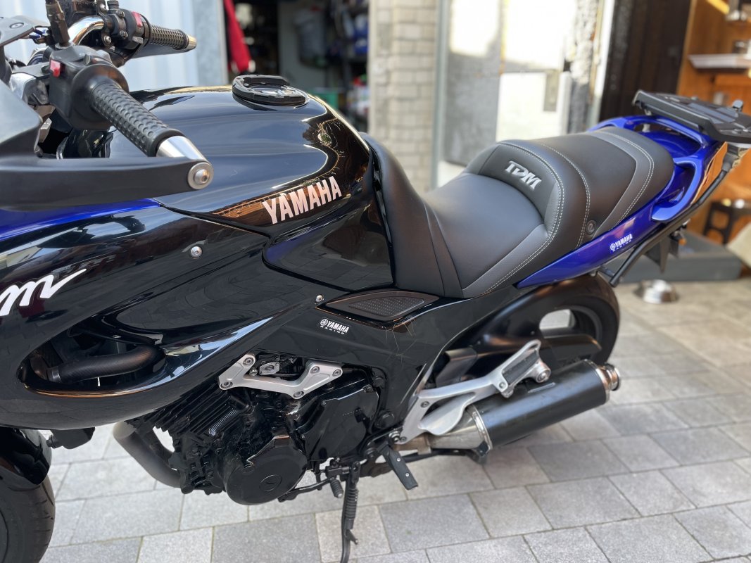 YAMAHA TDM 850