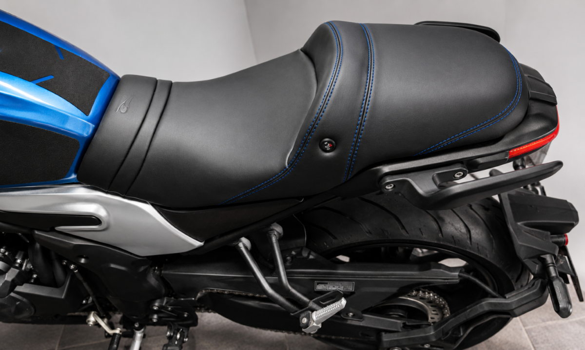YAMAHA TDM 900
