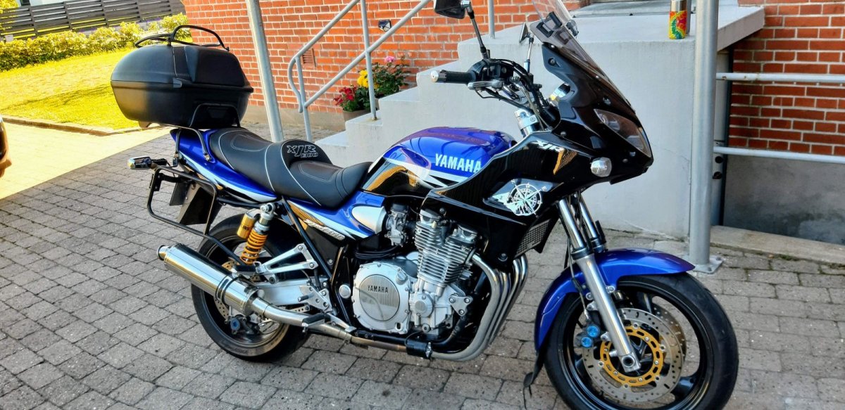 YAMAHA XJR 1300