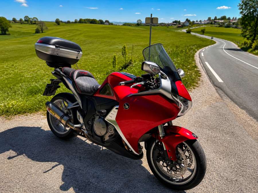 HONDA VFR 1200 F