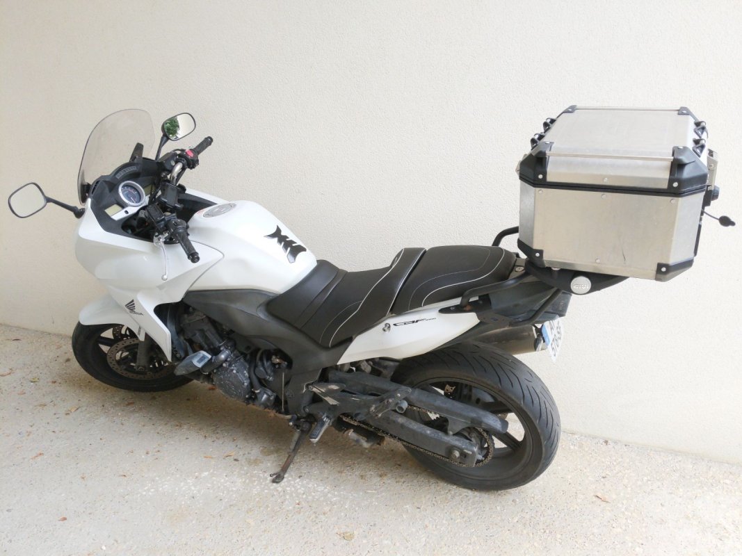HONDA CBF 1000