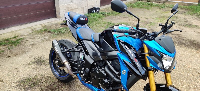SUZUKI GSX-S 750