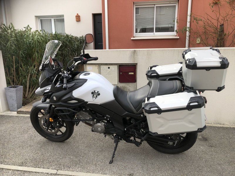 SUZUKI V-STROM DL 650