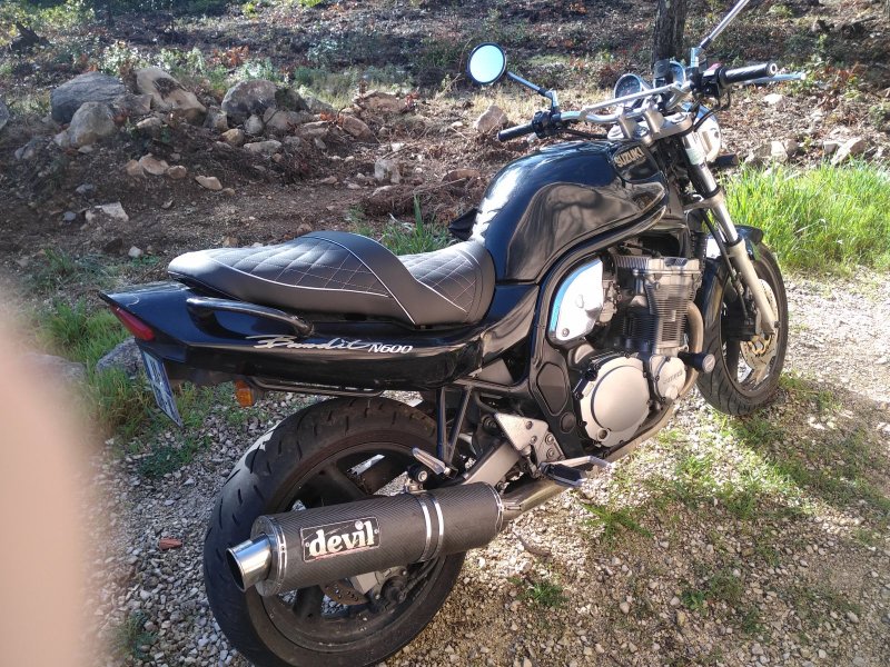 SUZUKI BANDIT 600