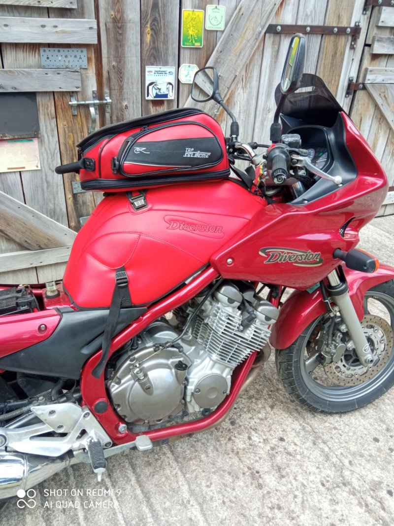 YAMAHA DIVERSION XJ 600