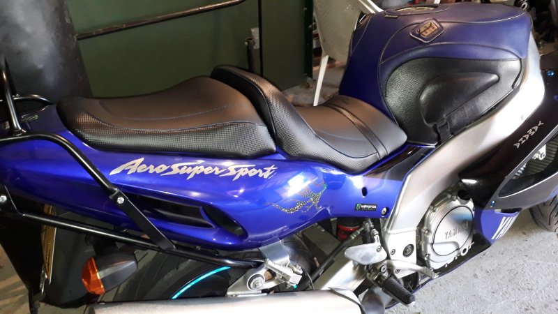 YAMAHA YZF 1000 THUNDERACE