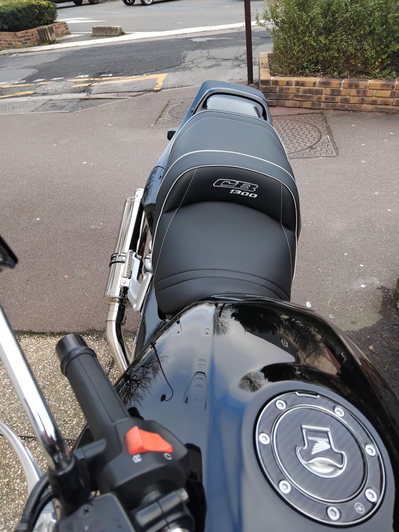 HONDA CB 1300