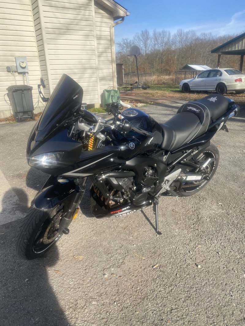 YAMAHA FZ6 FAZER 600