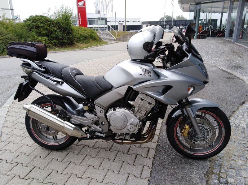 HONDA CBF 1000