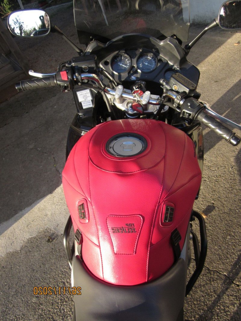 HONDA CBF 1000