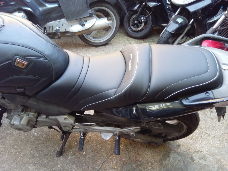 HONDA CBF 500