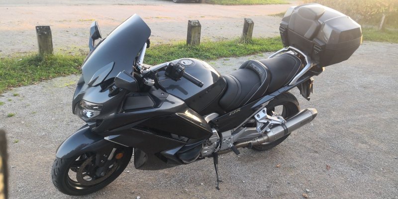 YAMAHA FJR 1300