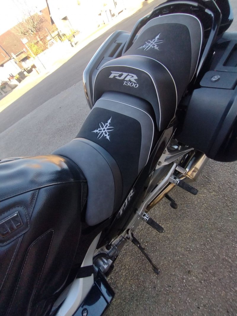 YAMAHA FJR 1300