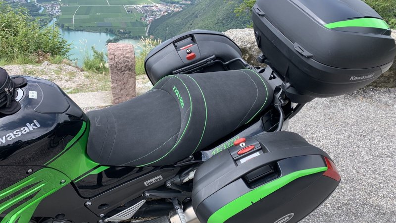 KAWASAKI ZZR 1400