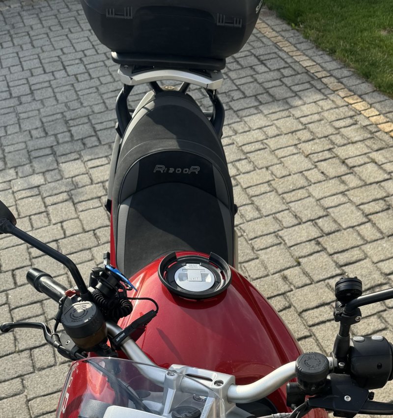 BMW R 1200 R (taille normale 800mm)