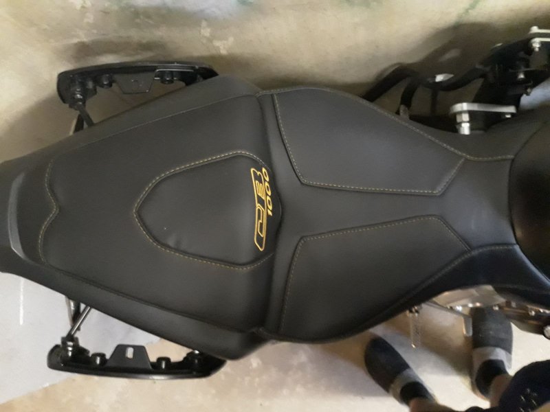 HONDA CB 1000 R