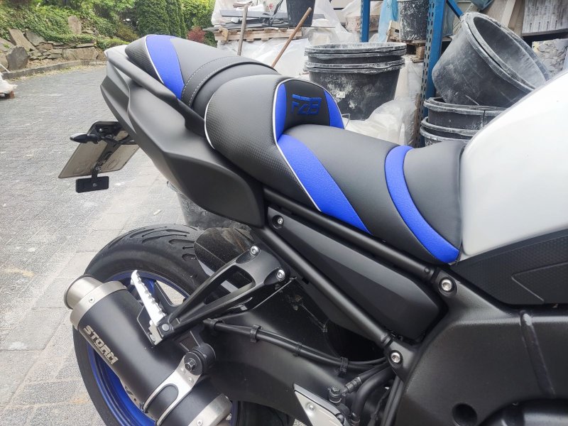 YAMAHA FZ8