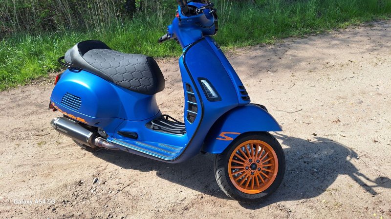 PIAGGIO VESPA GTS 300